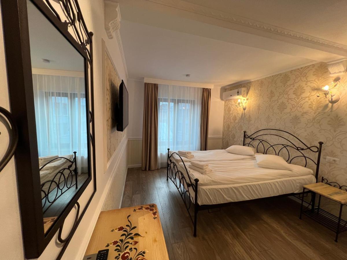 Hotel Boutique Cathedral Plaza Residences Room For Rent Downtown Bucarest Extérieur photo